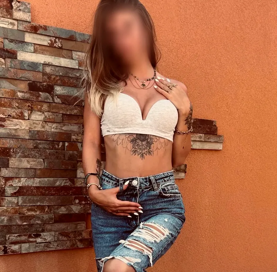 Viola, 22 anni